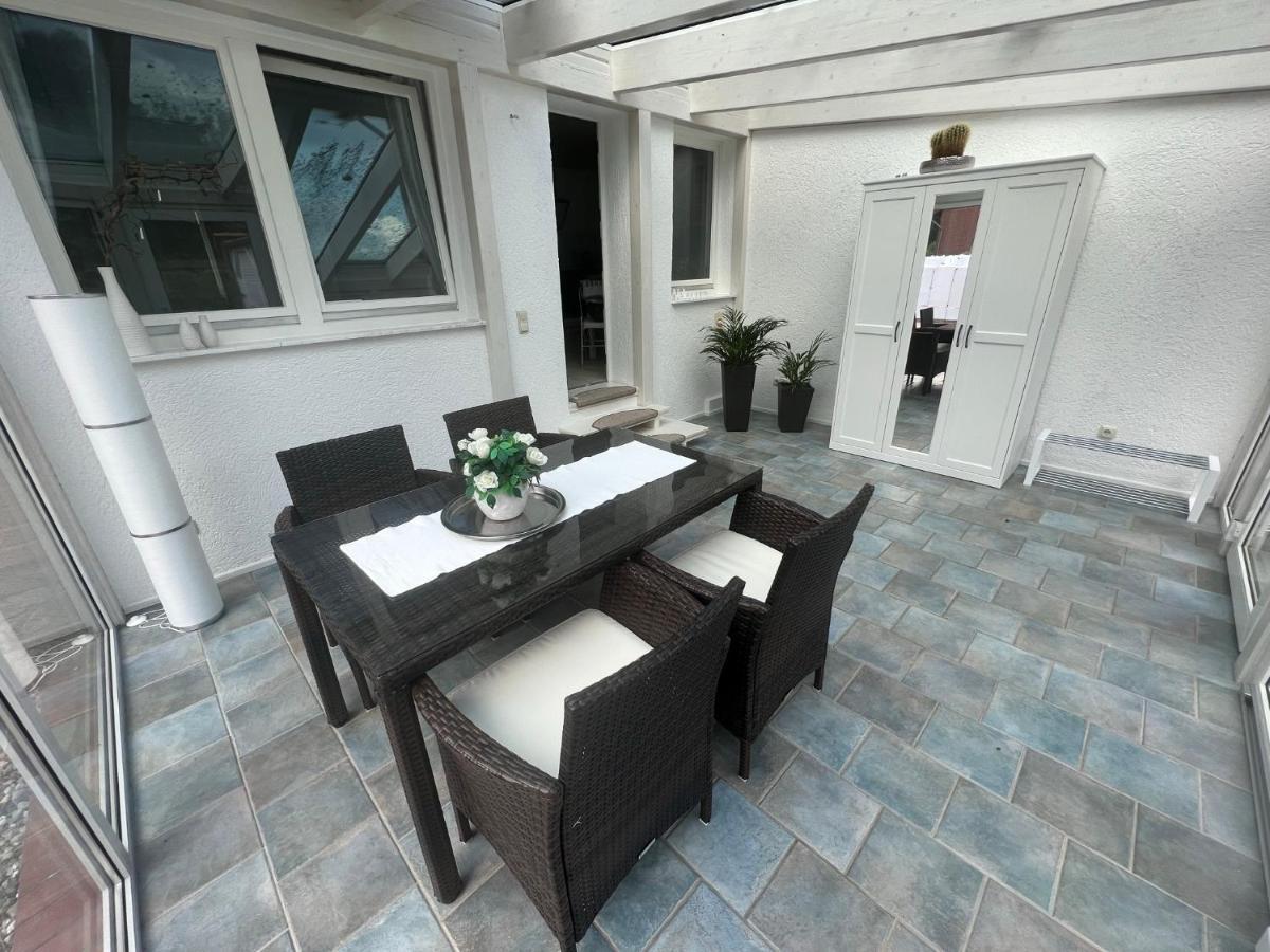 Familienfreundliche Ferienwohnung Mit Wintergarten Badow Eksteriør billede