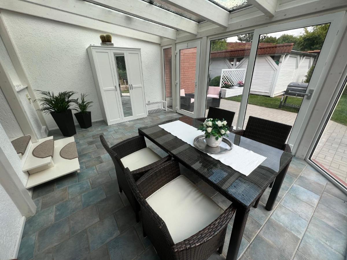Familienfreundliche Ferienwohnung Mit Wintergarten Badow Eksteriør billede