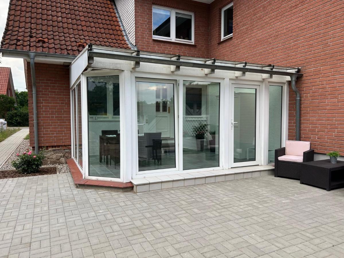 Familienfreundliche Ferienwohnung Mit Wintergarten Badow Eksteriør billede