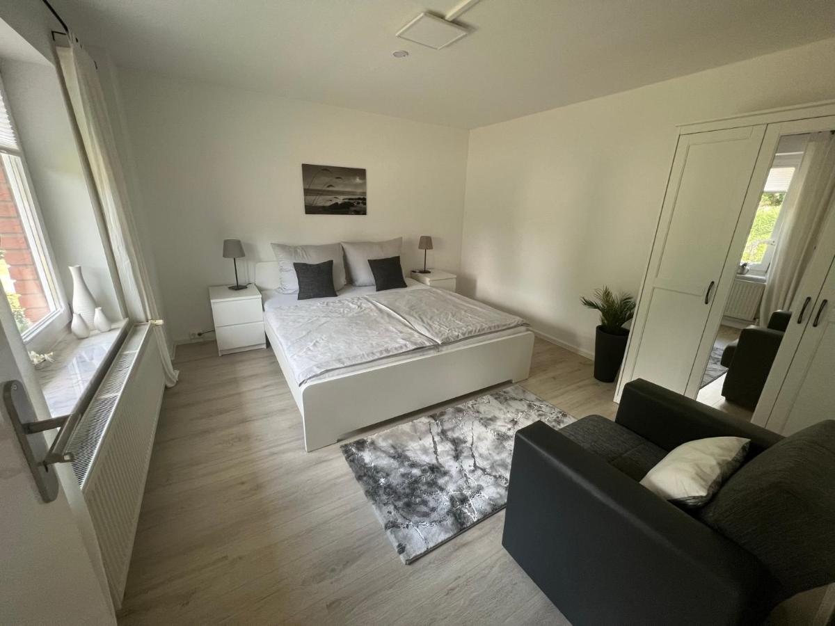 Familienfreundliche Ferienwohnung Mit Wintergarten Badow Eksteriør billede